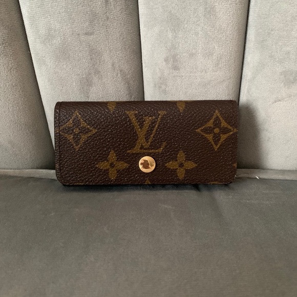 Louis Vuitton Accessories - BNIB Authentic Louis Vuitton 4 key holder